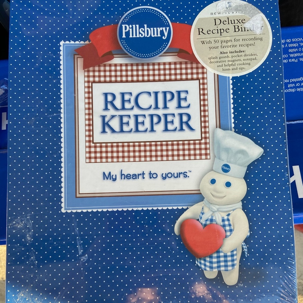 New Pillsbury Doughboy recipe binder/keeper